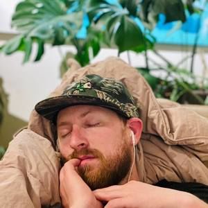 Meet your Posher, Nicholas